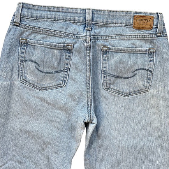 Levi's size 8 Long, low rise bootcut jeans, light wash, great condition - Picture 5 of 11